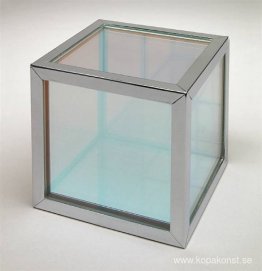 Namnlös (Iridescent Cube)